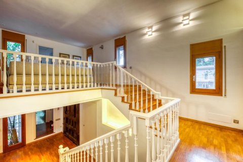 Продажа дома в Сан-Кугат-дель-Вальес, Барселона, Испания 6 спален,  №140906 - фото 11