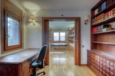 Продажа дома в Сан-Кугат-дель-Вальес, Барселона, Испания 6 спален,  №140906 - фото 13