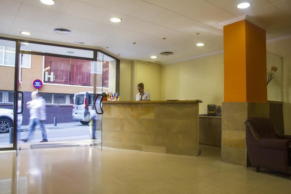 Proprietà commerciale a Lloret de Mar, Girona, Spagna 1294 mq. N° 140911