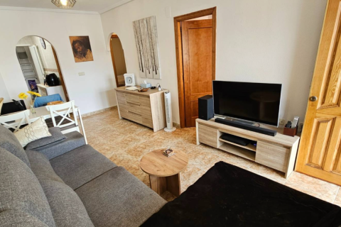 Продажа квартиры в Пунта Прима, Аликанте, Испания 2 спальни, 65м2 №183594 - фото 3