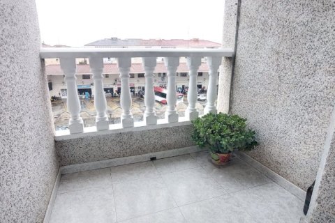 Apartamento en venta en Torrevieja, Alicante, España 2 dormitorios, 61 m2 No. 183592 - foto 5