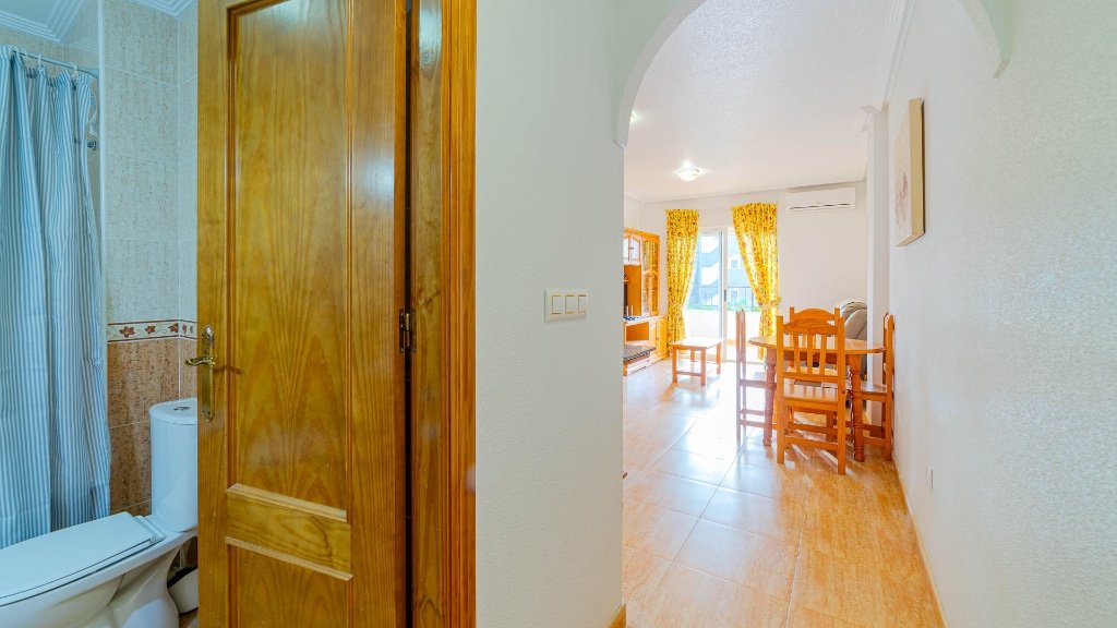 Apartamento en Alicante, España 2 dormitorios, 61 m2 No. 183595