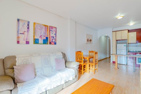 Apartamento en venta en Alicante, España 2 dormitorios, 61 m2 No. 183595 - foto 2