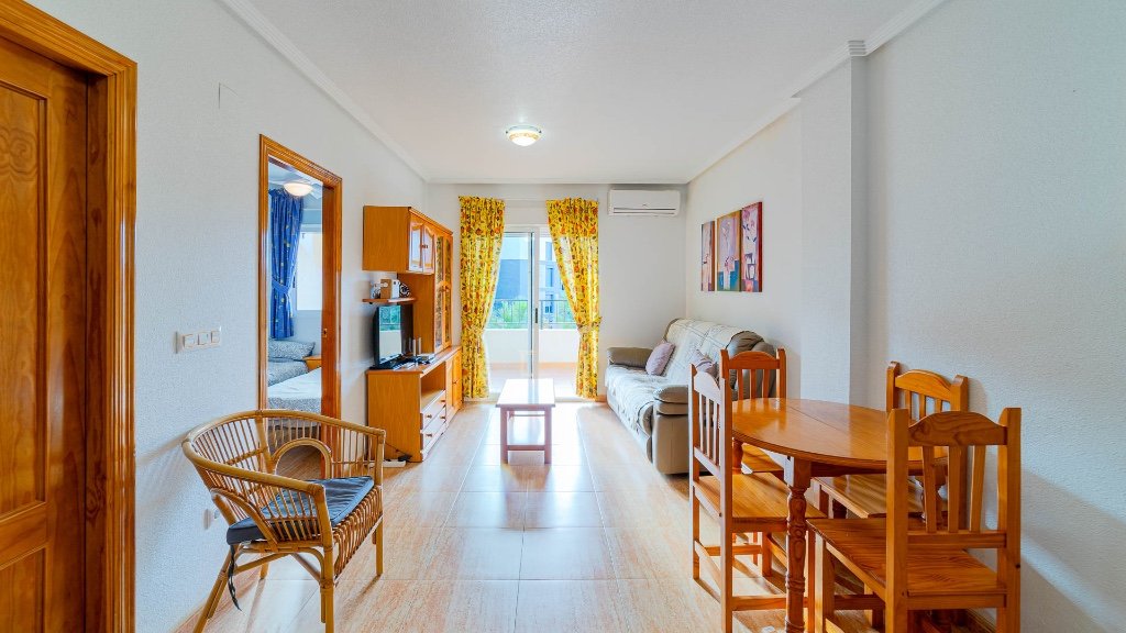 Apartamento en Alicante, España 2 dormitorios, 61 m2 No. 183595