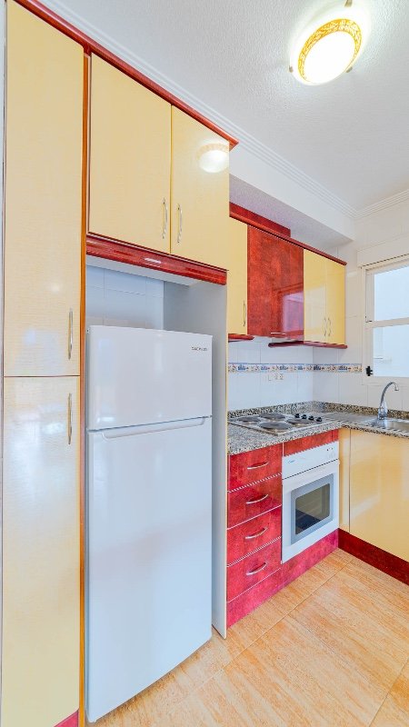 Apartamento en Alicante, España 2 dormitorios, 61 m2 No. 183595