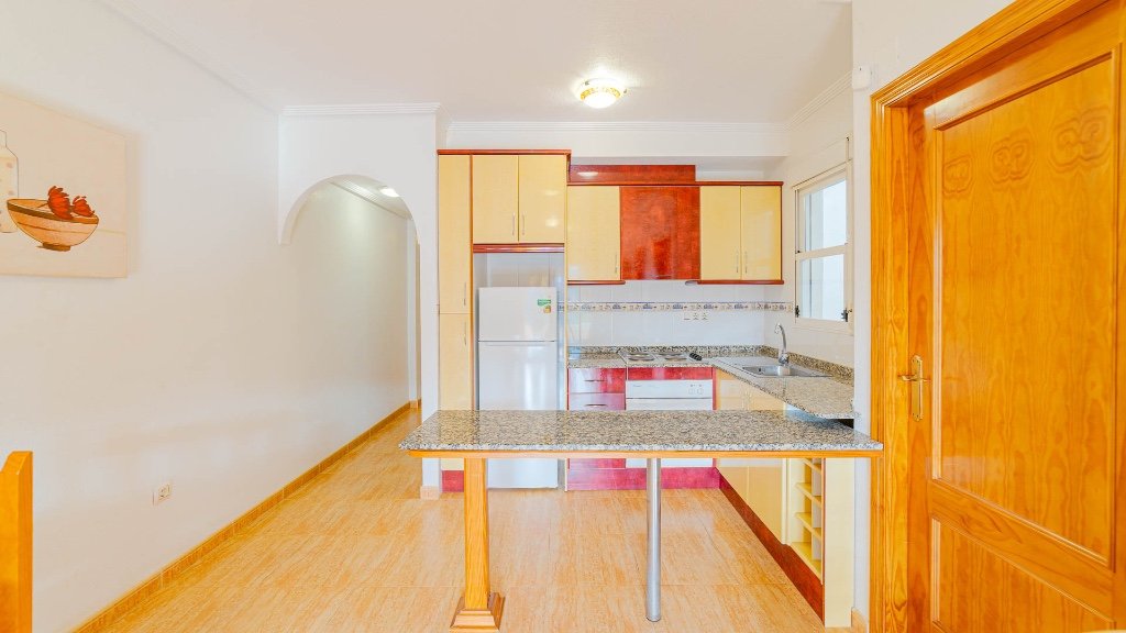 Apartamento en Alicante, España 2 dormitorios, 61 m2 No. 183595
