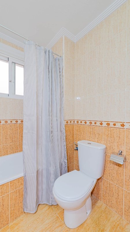 Apartamento en Alicante, España 2 dormitorios, 61 m2 No. 183595