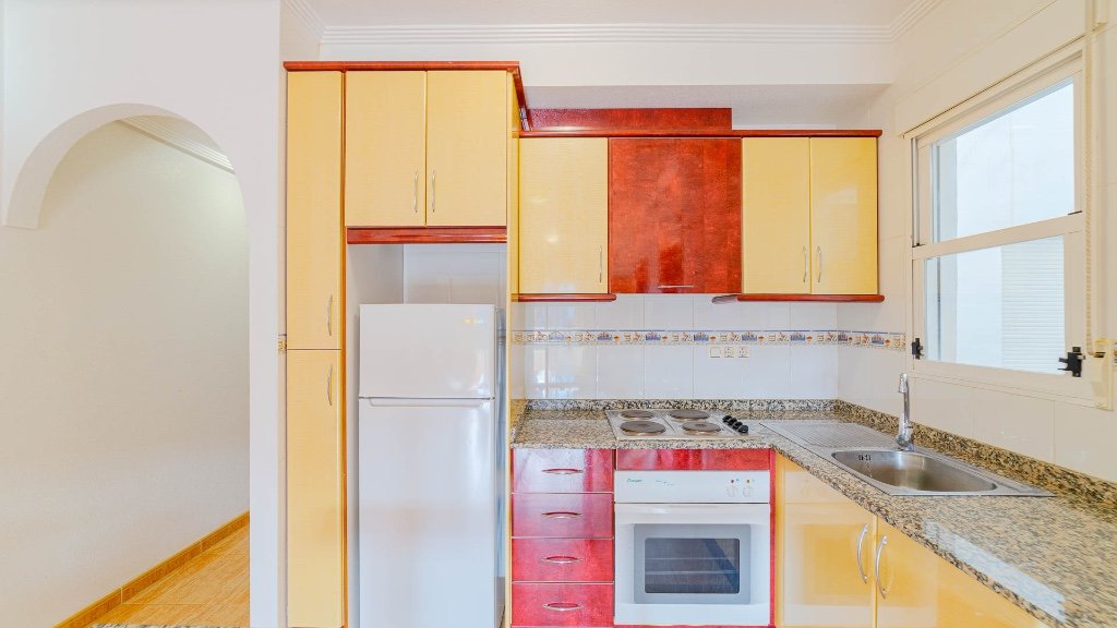 Apartamento en Alicante, España 2 dormitorios, 61 m2 No. 183595