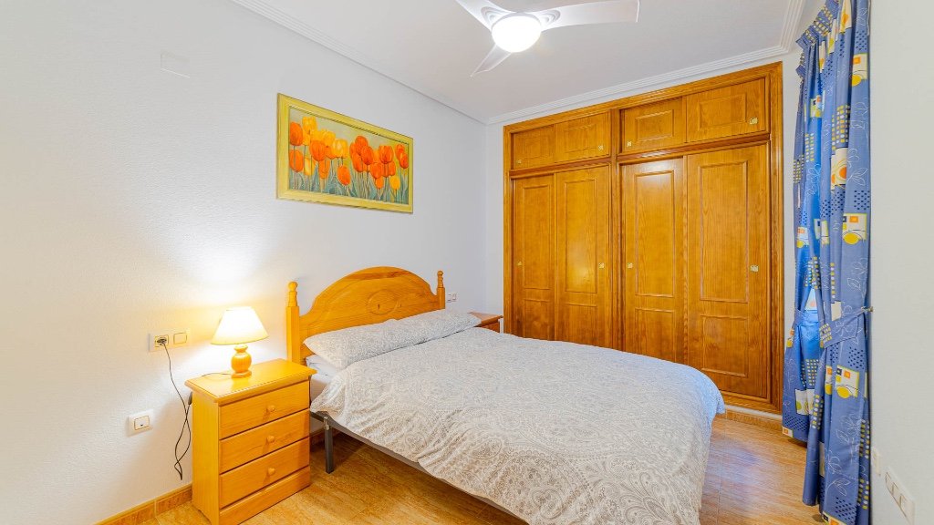 Apartamento en Alicante, España 2 dormitorios, 61 m2 No. 183595