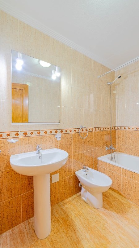 Apartamento en Alicante, España 2 dormitorios, 61 m2 No. 183595