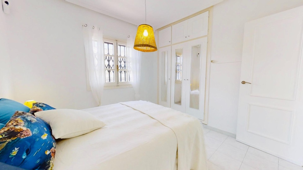 Apartment in Punta Prima, Alicante, Spain 2 bedrooms, 64 sq.m. No. 183596