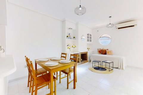 Apartment à vendre à Punta Prima, Alicante, Espagne, 2 chambres, 64 m2 No. 183596 - photo 4