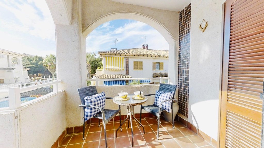 Apartment in Punta Prima, Alicante, Spain 2 bedrooms, 64 sq.m. No. 183596