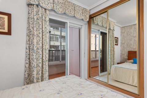 Apartamento en venta en Guardamar del Segura, Alicante, España 2 dormitorios, 77 m2 No. 183590 - foto 17