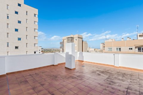 Apartamento en venta en Guardamar del Segura, Alicante, España 2 dormitorios, 77 m2 No. 183590 - foto 4