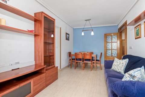 Apartamento en venta en Guardamar del Segura, Alicante, España 2 dormitorios, 77 m2 No. 183590 - foto 9