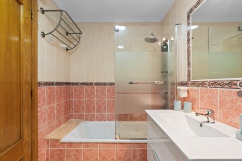 Apartamento en venta en Guardamar del Segura, Alicante, España 2 dormitorios, 77 m2 No. 183590 - foto 12
