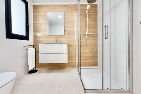 Kaupunkipientalo myytävänä Cox, Alicante, Espanja, 3 makuuhuonetta, 81 m2 No. 142063 - kuva 14