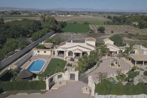 Finca myytävänä Daya Vieja, Alicante, Espanja, 4 makuuhuonetta, 230 m2 No. 146914 - kuva 1