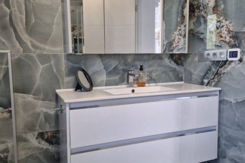 Finca myytävänä Daya Vieja, Alicante, Espanja, 4 makuuhuonetta, 230 m2 No. 146914 - kuva 9