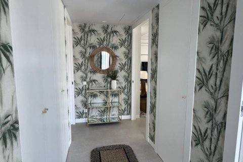 Huoneisto vuokrattavana El Puerto de Santa Maria, Cadiz, Espanja, 4 makuuhuonetta, 180 m2 No. 155426 - kuva 4