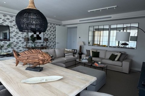 Huoneisto vuokrattavana El Puerto de Santa Maria, Cadiz, Espanja, 4 makuuhuonetta, 180 m2 No. 155426 - kuva 13