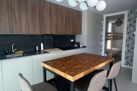 Huoneisto vuokrattavana El Puerto de Santa Maria, Cadiz, Espanja, 4 makuuhuonetta, 180 m2 No. 155426 - kuva 19