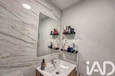 Apartment for sale in San Sebastian de los Reyes, Madrid, Spain 1 bedroom, 28 sq.m. No. 184627 - photo 20