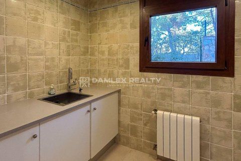 House à vendre à Lloret de Mar, Girona, Espagne, 3 chambres, 180 m2 No. 177180 - photo 23