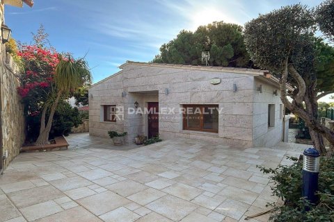 House à vendre à Lloret de Mar, Girona, Espagne, 3 chambres, 180 m2 No. 177180 - photo 2