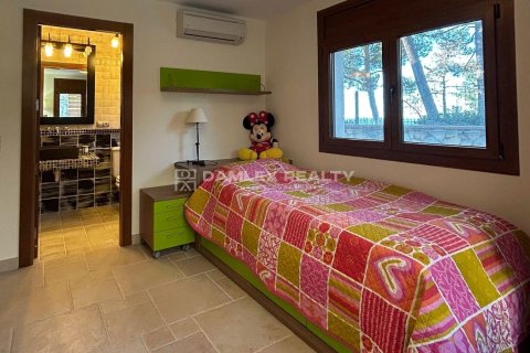 House à vendre à Lloret de Mar, Girona, Espagne, 3 chambres, 180 m2 No. 177180 - photo 13