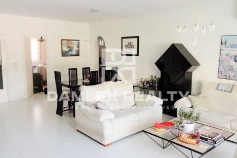 Villa à vendre à Lloret de Mar, Girona, Espagne, 6 chambres, 300 m2 No. 177175 - photo 6