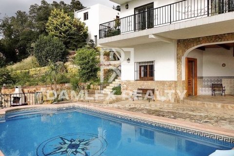 Villa à Lloret de Mar, Girona, Espagne 6 chambres, 300 m2 No. 177175