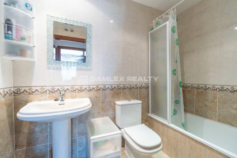 Duplex à vendre à Lloret de Mar, Girona, Espagne, 3 chambres, 148 m2 No. 177179 - photo 14