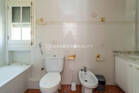 Villa à vendre à Lloret de Mar, Girona, Espagne, 3 chambres, 250 m2 No. 177177 - photo 26