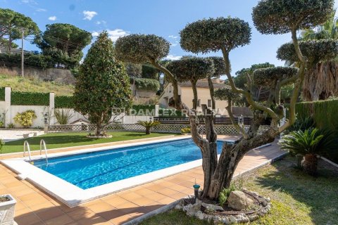 Villa à vendre à Lloret de Mar, Girona, Espagne, 3 chambres, 250 m2 No. 177177 - photo 24
