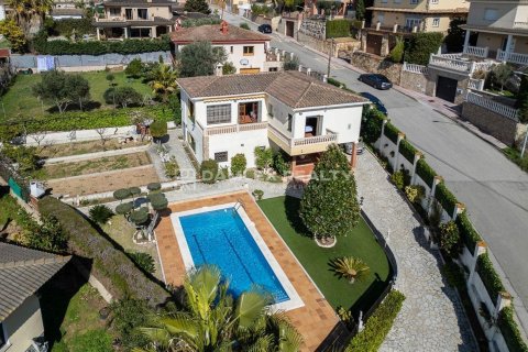 Villa à Lloret de Mar, Girona, Espagne 3 chambres, 250 m2 No. 177177