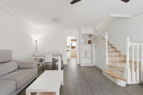 Сasa en venta en Punta Prima, Alicante, España 3 dormitorios, 98 m2 No. 156067 - foto 7