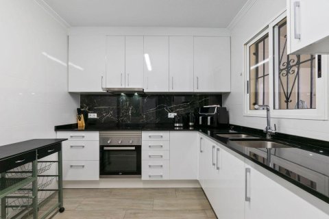 Сasa en venta en Punta Prima, Alicante, España 3 dormitorios, 98 m2 No. 156067 - foto 9