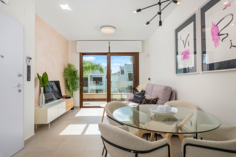 Bungalowi myytävänä Torrevieja, Alicante, Espanja, 2 makuuhuonetta, 106 m2 No. 163435 - kuva 7