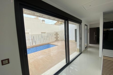 Villa for sale Benijofar, Alicante, Spain 2 bedrooms, 90 sq.m. No. 116712 - photo 10