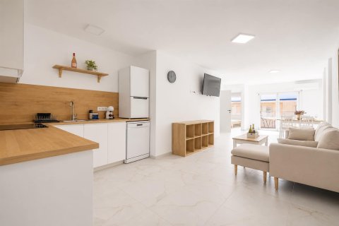 Apartament w Torrevieja, Alicante, Hiszpania 3 sypialnie,  nr 190361