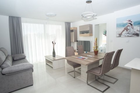 Apartment for sale in Finestrat, Alicante, Spain 2 bedrooms, 77 sq.m. No. 145229 - photo 3