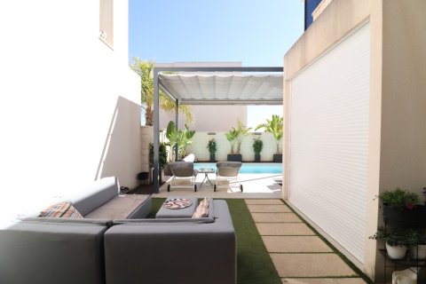 Villa à vendre à Ciudad Quesada, Alicante, Espagne, 2 chambres, 94 m2 No. 145231 - photo 28