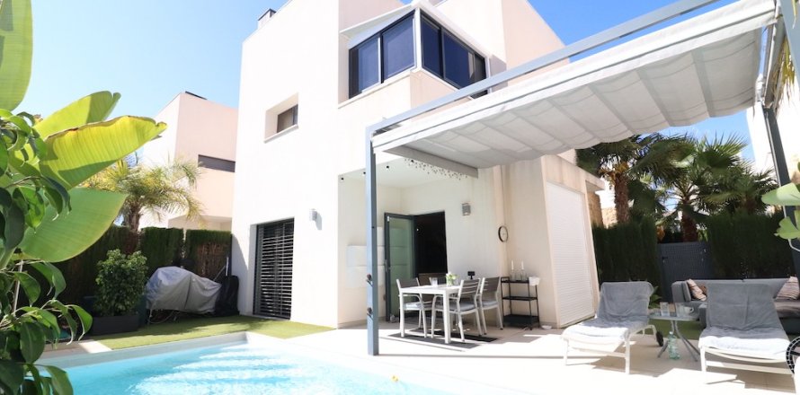 Villa à Ciudad Quesada, Alicante, Espagne 2 chambres, 94 m2 No. 145231