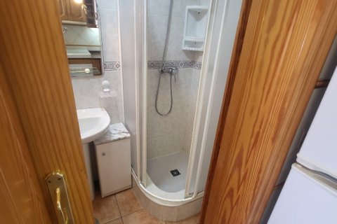 Huoneisto myytävänä Torrevieja, Alicante, Espanja, 3 makuuhuonetta, 70 m2 No. 145230 - kuva 15