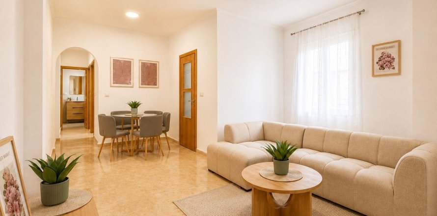 Land plot in Torrevieja, Alicante, Spain 2 bedrooms, 83 sq.m. No. 195633