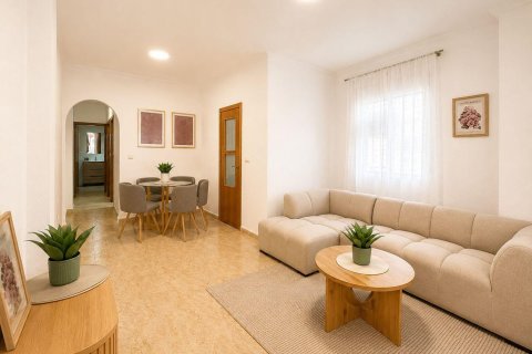Land plot for sale in Torrevieja, Alicante, Spain 2 bedrooms, 83 sq.m. No. 195633 - photo 3