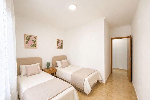 Land plot for sale in Torrevieja, Alicante, Spain 2 bedrooms, 83 sq.m. No. 195633 - photo 12
