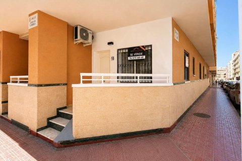 Land plot for sale in Torrevieja, Alicante, Spain 2 bedrooms, 83 sq.m. No. 195633 - photo 16